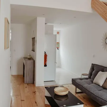 Apartman T1 E Calmo, Moderno E Acolhedor Em - Self Check In *